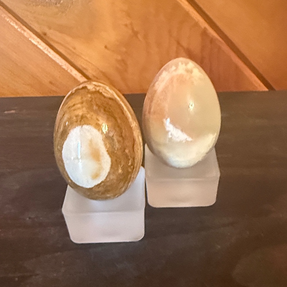 Decorative Stone Eggs